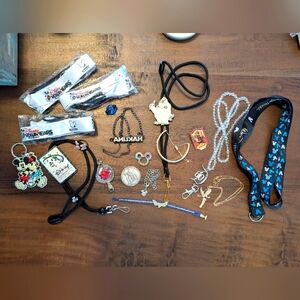 Walt Disney World, 22 Piece Lot